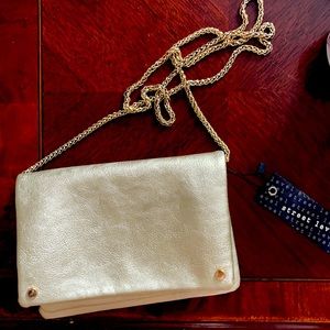 Cross body chain golden tan purse. So glam & easy.